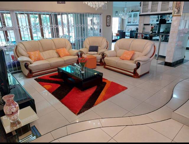 4 BEDROOM HOUSE FOR SALE IN NEW GERMANY